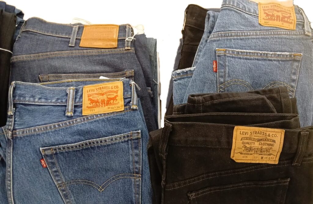 pantalones Levi's