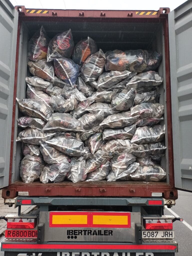 ropa usada conenedor 20 pies ropa mujer